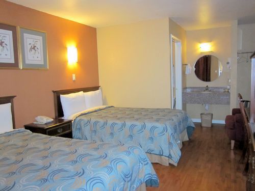 Bear Creek Inn Addicks Номер фото